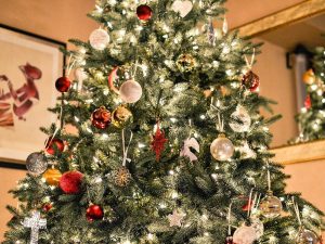 Christmas Decorating Safety Tips